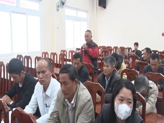 Người dân tại các phường 5, 7 - TP Đà Lạt nêu một số ý kiến tại diễn đàn "Công an lắng nghe ý kiến nhân dân” năm 2024