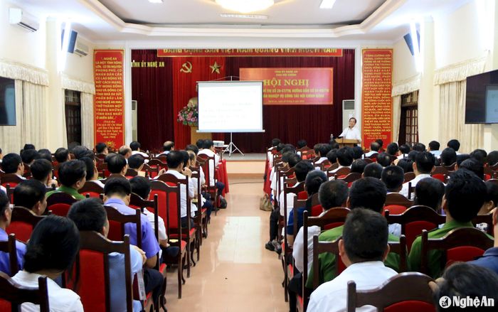 Toàn cảnh hội nghị. Ảnh: Tiến Đông