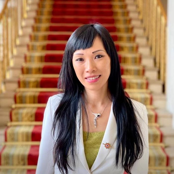 Stéphanie Do - nữ nghị sĩ Pháp gốc Việt đầu tiên