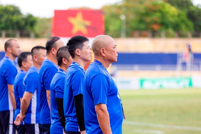 Huấn luyện viên Phạm Anh Tuấn đã giúp cho Sông Lam Nghệ An trụ hạng thành công ở mùa giải vừa qua. Ảnh tư liệu: Xuân Thủy