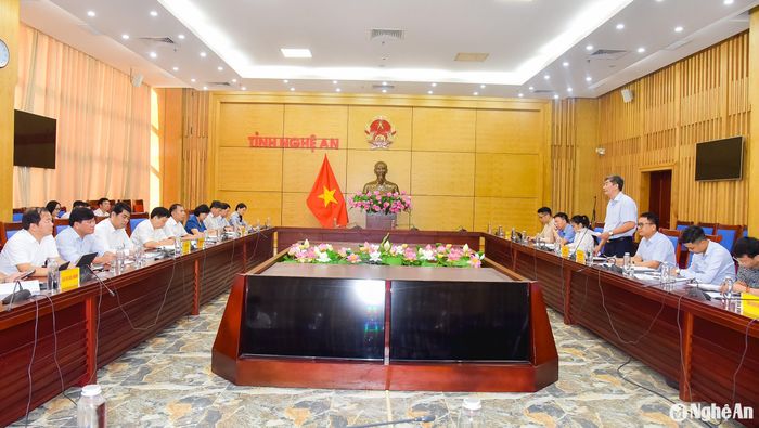 Quang cảnh cuộc làm việc. Ảnh: T.L