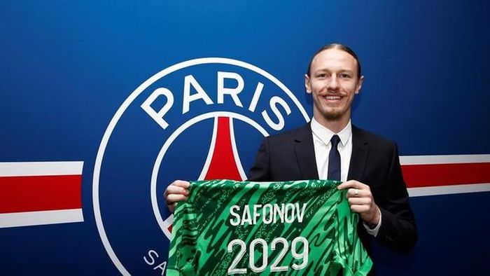Thủ thành Matvey Safonov có tên trong danh sách ĐT Nga đấu Việt Nam