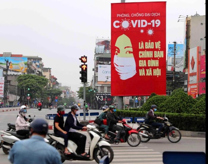 Tác phẩm tranh cổ động về phòng chống dịch Covid-19 của tác giả Hà Thành. Ảnh: S.T