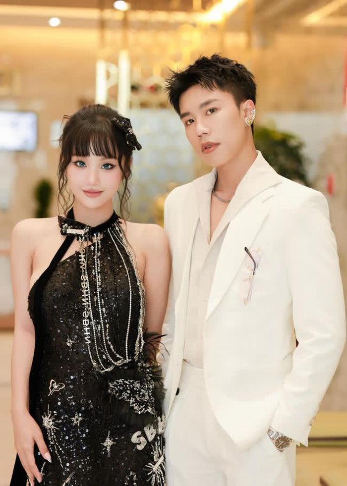 Long Vũ và Thu Hà Ceri tại sự kiện ở Quy Nhơn