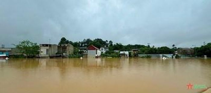 Khu vực phường Nam Cường (thành phố Yên Bái) là một trong những điểm bị ngập lụt nặng nề do ảnh hưởng của bão số 3. Ảnh minh họa: qdnd.vn