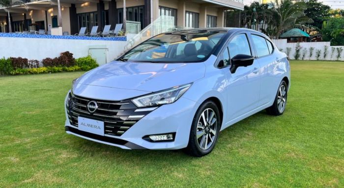 Xe Nissan Almera