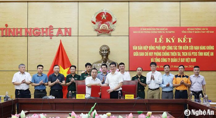 Lễ ký kết giữa hai bên. Ảnh: Phú Hương