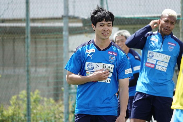 Đây là lần thứ 4 Công Phượng xuất ngoại, nhưng không thành công. Ảnh: Yokohama FC