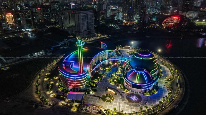 Tầng hầm với diện tích khoảng 1.200m2, bao gồm các khu vực để xe và các phòng kỹ thuật