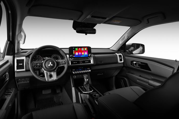 Nội thất Mitsubishi Triton 2024.