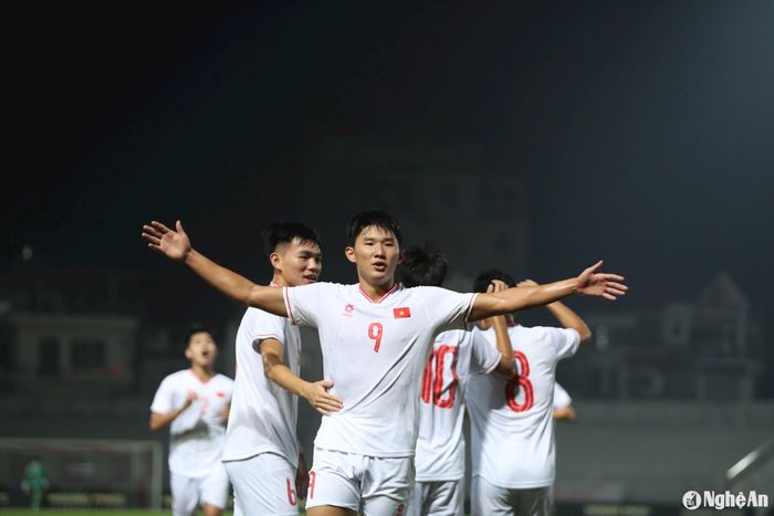 Sau trận thắng này, ngày 25/9 đội tuyển U20 Việt Nam sẽ có trận đấu thứ hai gặp U20 Guam. Ảnh: Hải Hoàng