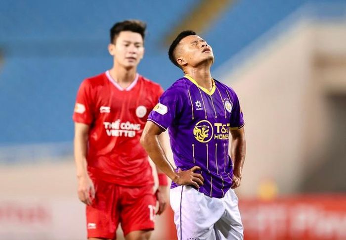 Lực lượng và phong độ hiện tại khiến Hà Nội FC có ít cơ hội đua tranh chức vô địch ở mùa này. Ảnh: Hoàng Linh