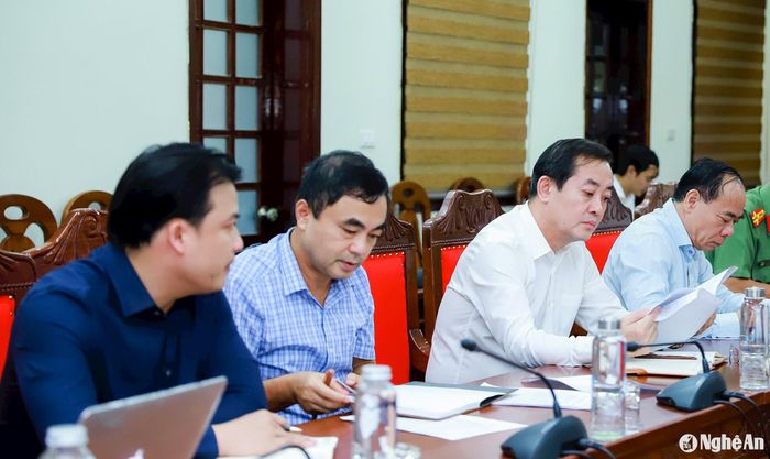 Các thành viên Tiểu ban Tuyên truyền tại phiên làm việc thứ nhất. Ảnh: Thành Duy