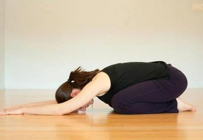 Một số tư thế yoga (tư thế em bé) có thể tăng cường lưu lượng máu đến gan.