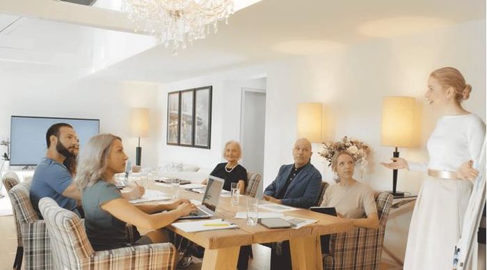 Đội ngũ chuyên gia và bác sĩ tâm lý tại Paracelsus Recovery, Zurich, Thụy Sĩ
