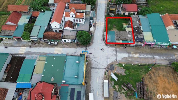 Thửa đất của gia đình ông Diên được đánh dấu màu đỏ trên ảnh, nằm ở vị trí Đông Nam của ngã tư. Ảnh: Tiến Đông
