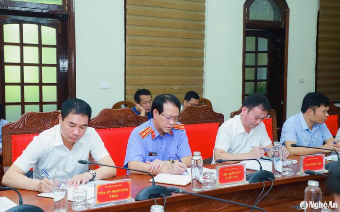 Lãnh đạo các cơ quan trong Khối Nội chính tại hội nghị giao ban. Ảnh: Thành Duy