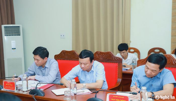 Các đồng chí lãnh đạo Ban Nội chính Tỉnh ủy tại cuộc giao ban. Ảnh: Thành Duy