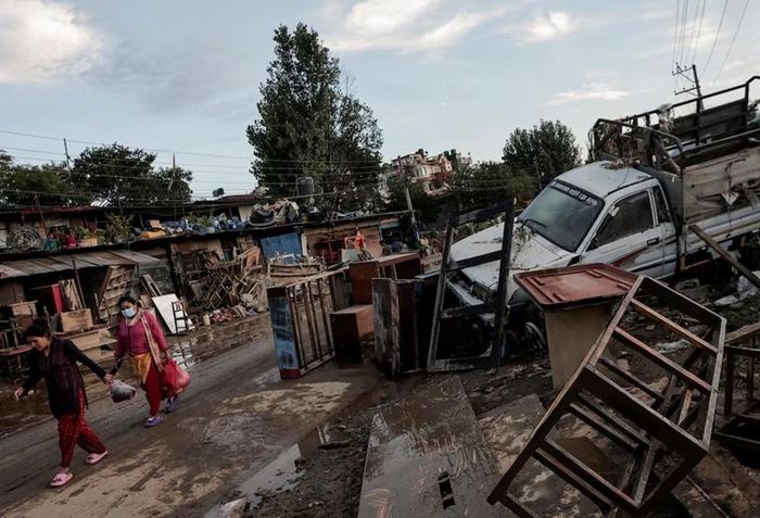  Một góc Kathmandu, Nepal sau khi lũ rút ngày 29/9. Ảnh: Reuters/Navesh Chitrakar.