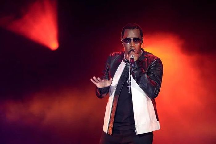 “Sẽ đến ngày chúng ta sẽ nêu tên những cái tên khác ngoài Sean "Diddy" Combs, và có rất nhiều cái tên” Buzbee nói. Ảnh: Michael Loccisano