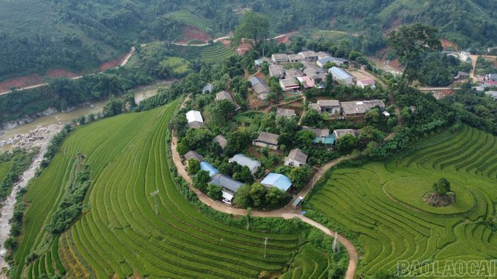  Bản định cư Van Hồ. 