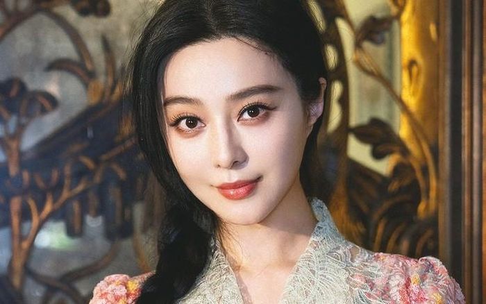 Phạm Băng Băng từng bị coi là "bình hoa di động". Ảnh: IG.