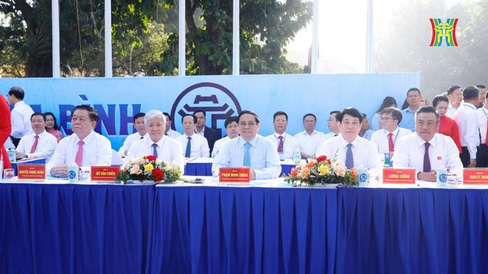 Các vị đại biểu tham dự.