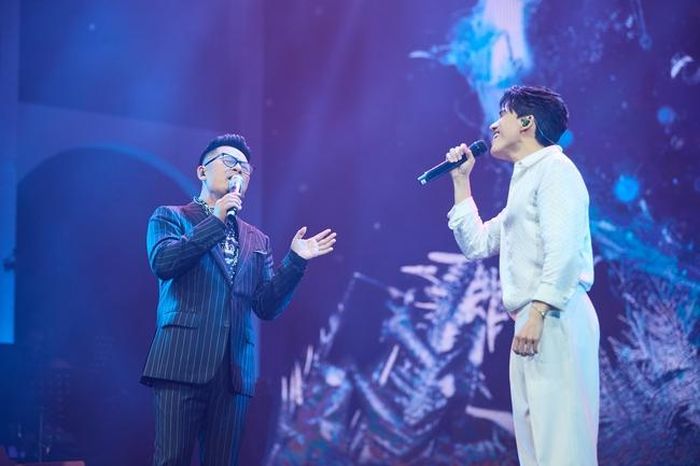 Quốc Thiên và Bằng Kiều song ca "Chạm khẽ tim anh một chút thôi"
