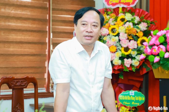 Đồng chí Nguyễn Tất Lý - Phó Chủ nhiệm UBKT Tỉnh ủy phát biểu cảm ơn Thường trực Tỉnh ủy. Ảnh: Thành Duy