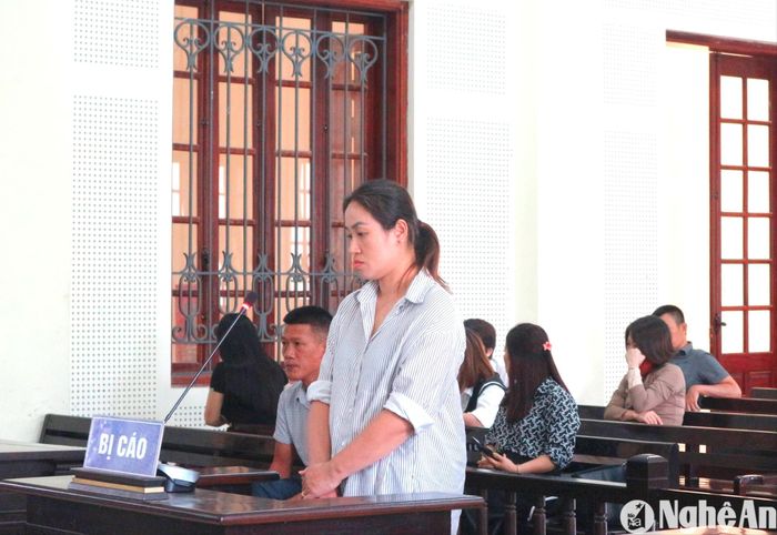 Với chiêu bài kêu gọi chung vốn đầu tư bất động sản, Hà Thị Tâm đã chiếm đoạt của một người đàn ông ở Hà Nội 1 tỷ đồng. Ảnh tư liệu: Kim Long