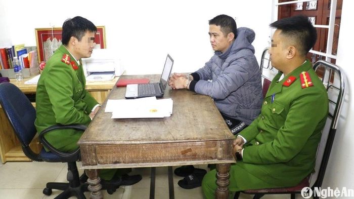 Đối tượng Mai Xuân Điểu làm việc tại cơ quan Công an. Ảnh tư liệu Trọng Tuấn