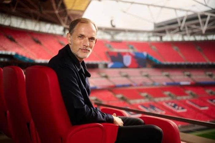 Tuchel thừa nhận khó hát quốc ca Anh