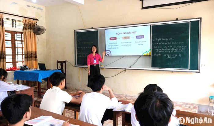 Tiết học của học sinh Trường THPT Lê Lợi (Tân Kỳ). Ảnh: Mỹ Hà