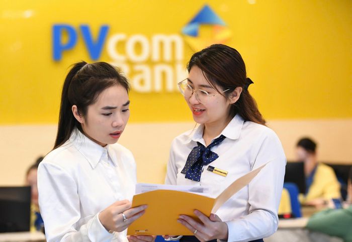 PVCombank là ngân hàng chuyển đổi số tốt nhất năm thứ 3 liên tiếp. Ảnh: Hoàng Anh