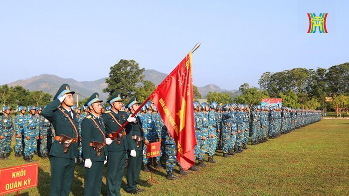 Quang cảnh lễ khai mạc diễn tập.