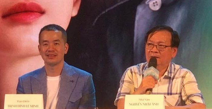 Đạo diễn Trịnh Đình Lê Minh (trái) và nhà văn Nguyễn Nhật Ánh (phải) tại buổi giao lưu. Ảnh: Anh Thư