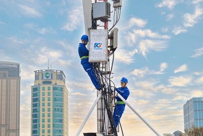 Sự xuất diện của mạng 5G đang tạo ra một làn sóng kỳ vọng mới hứa hẹn những thay đổi tích cực trong đời sống kinh tế - xã hội. Ảnh: M.H.