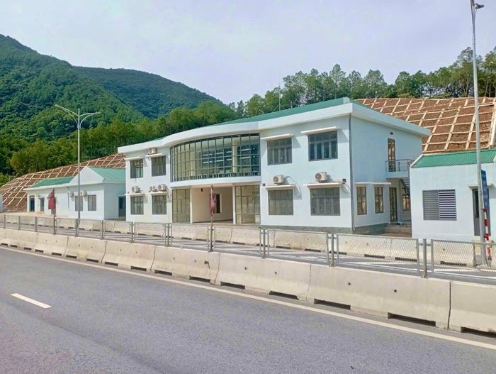 Nhà điều hành hầm Thần Vũ ( Diễn Châu). Ảnh: Trân Châu
