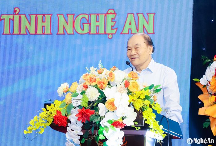 Đồng chí Trần Xuân Bí - nguyên Giám đốc Sở Khoa học và Công nghệ đại diện cho các thế hệ cán bộ, công chức của Sở Khoa học và Công nghệ phát biểu tại lễ kỷ niệm. Ảnh: Phạm Bằng