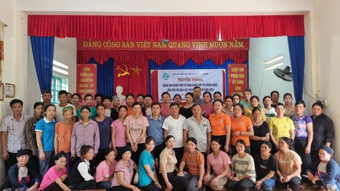  Hội Phụ nữ xã Sơn Hà thường xuyên tổ chức tuyên truyền nâng cao nhận thức về bình đẳng giới cho hội viên, phụ nữ và Nhân dân trên địa bàn. 