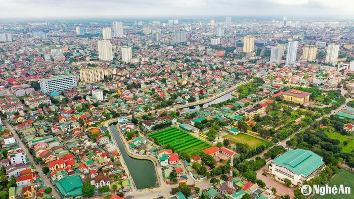 Một góc trung tâm thành phố Vinh. Ảnh: Sách Nguyễn