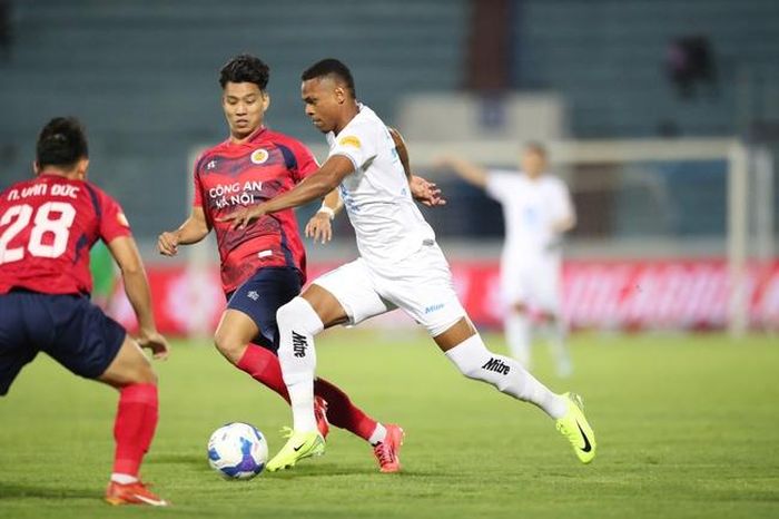 CLB CAHN thắng Nam Định 3-0 - Ảnh: Hoàng Linh