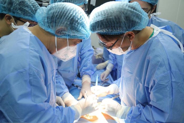 Một ca phẫu thuật cắt gan tại Bệnh viện K. Ảnh: BSCC.
