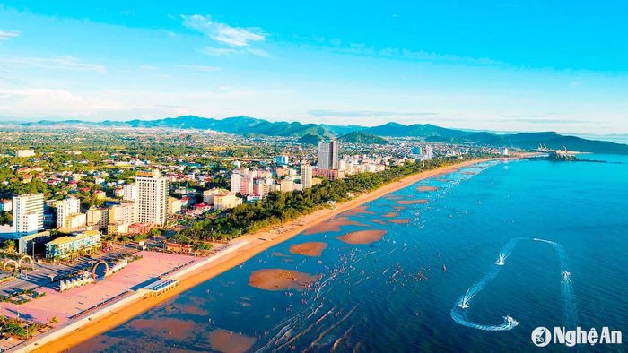 Quang cảnh phố biển Cửa Lò. Ảnh tư liệu: BNA