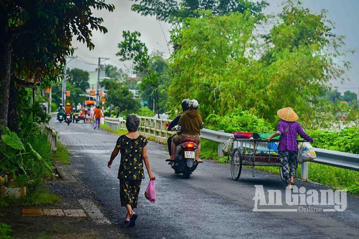Đi chợ quê