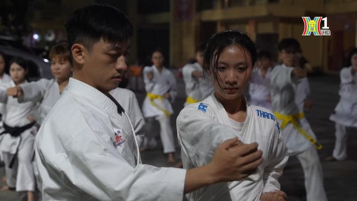 Đây cũng là niềm đam mê đối với những người dạy võ như anh Duy Quốc.