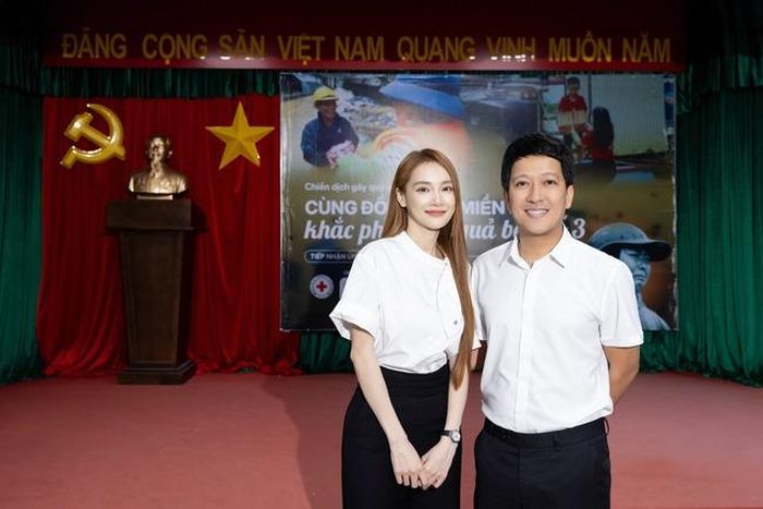 Trường Giang và Nhã Phương (Ảnh: FBNV)