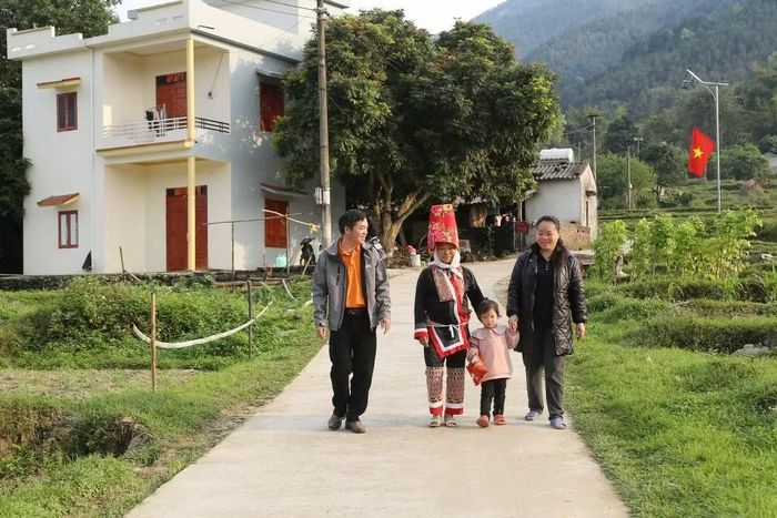 Bình Liêu là huyện miền núi, biên giới, dân tộc đầu tiên của cả nước đạt chuẩn nông thôn mới theo tiêu chí giai đoạn 2021 - 2025. Ảnh: Tiến Minh