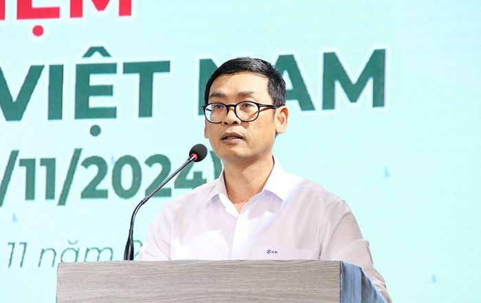 Giám đốc Sở Xây dựng Phùng Phú Phong phát biểu khai mạc
