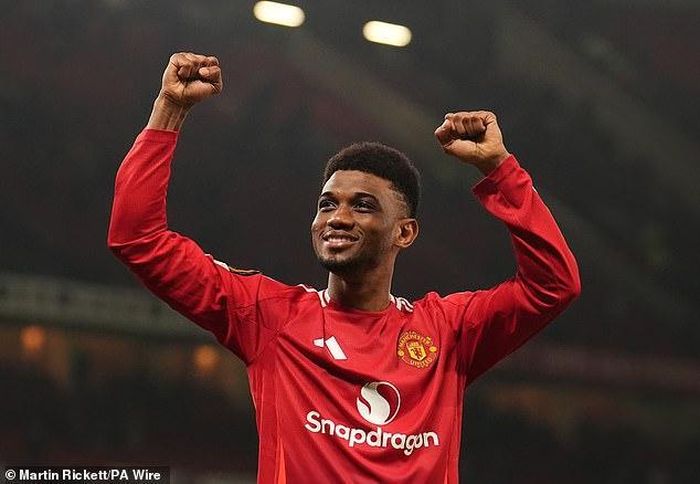 MU chiến thắng trước PAOK nhờ hai bàn thắng trong hiệp hai từ Diallo